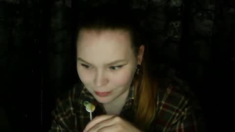 blushing_star online show from October 2025 07:14:01 PM