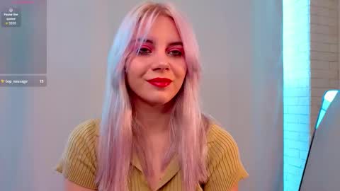 Chloe online show from October 2025 06:21:01 AM