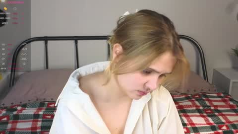 Erica online show from December 2024 08:14:02 PM