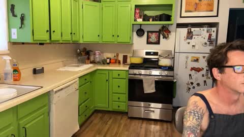 Snapshot of bnczuperzexy chatting on March 2026 12:38:02 AM ZuperZexyZounds online show from March 2026 12:38:02 AM