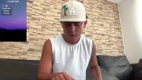 Bob  INDEPENDENT MODEL online show from February 2026 05:33:01 PM