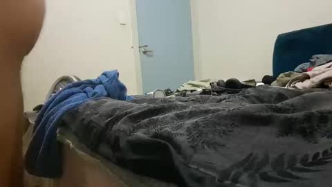 Snapshot of bobby_00x00 chatting on March 2026 06:25:02 AM bobby_00x00 online show from March 2026 06:25:02 AM