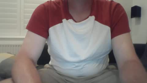 bobby_113 online show from June 2026 01:00:02 AM