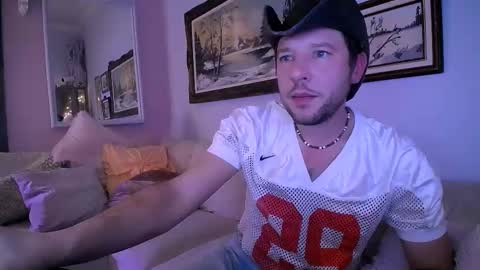 Snapshot of bobbyandsadie chatting on January 2026 06:16:01 AM Bobby and Sadie online show from January 2026 06:16:01 AM