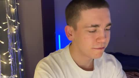 Snapshot of bobbypatterson_ chatting on February 2025 02:56:02 PM BobbyPattersonPVT-OFFER online show from February 2025 02:56:02 PM