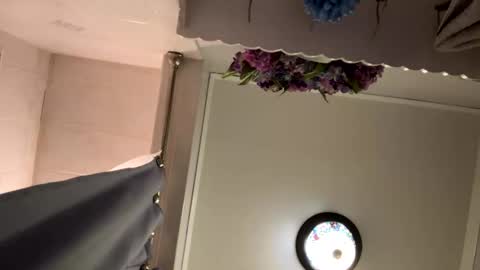 bobfish663 online show from February 2026 11:19:02 PM