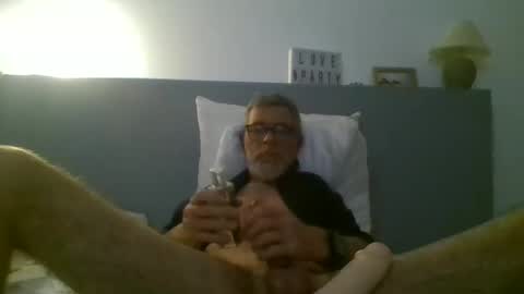 bobleymar33 online show from October 2025 10:44:02 PM
