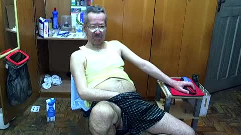 bobsne online show from April 2026 03:43:01 PM