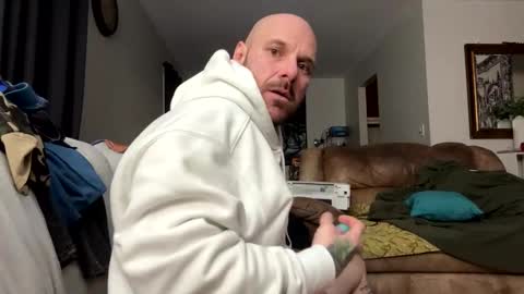 Snapshot of bodyart85_19 chatting on January 2025 07:42:02 AM Bodyart85 19 online show from January 2025 07:42:02 AM