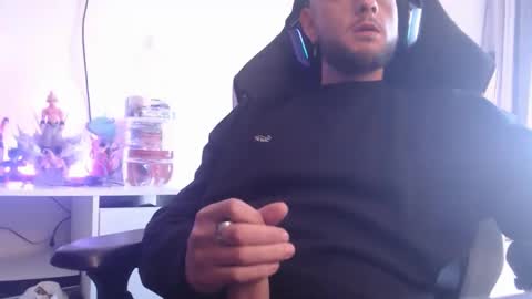 Snapshot of bodyking69 chatting on January 2025 12:59:01 PM bodyking69 online show from January 2025 12:59:01 PM