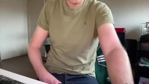 Snapshot of boegieboy76 chatting on December 2024 12:22:01 PM ask me online show from December 2024 12:22:01 PM