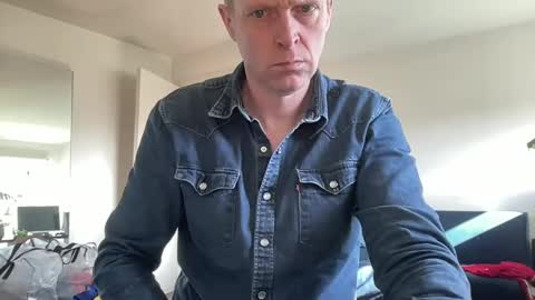 Snapshot of boegieboy76 chatting on February 2025 10:47:02 AM ask me online show from February 2025 10:47:02 AM