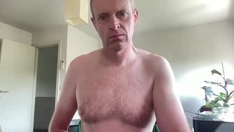 Snapshot of boegieboy76 chatting on September 2025 11:32:02 AM ask me online show from September 2025 11:32:02 AM