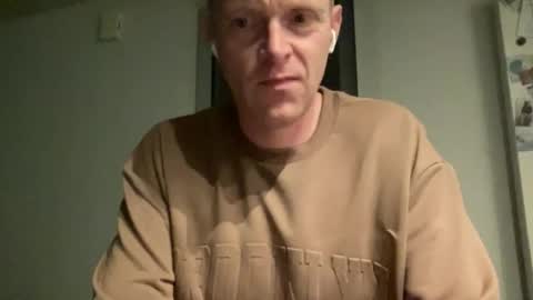 Snapshot of boegieboy76 chatting on October 2025 08:29:02 PM ask me online show from October 2025 08:29:02 PM