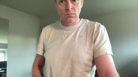 Snapshot of boegieboy76 chatting on December 2025 10:09:02 AM ask me online show from December 2025 10:09:02 AM