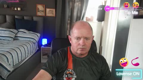 Ningifun couple online show from September 2025 05:42:01 AM