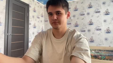 Snapshot of boginskiyyy chatting on May 2026 04:19:01 AM Alex online show from May 2026 04:19:01 AM