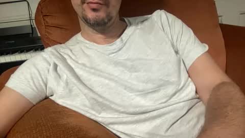 Snapshot of boludopeludo chatting on October 2025 04:35:02 AM edilsonrd online show from October 2025 04:35:02 AM