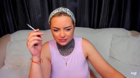 Amy online show from October 2025 02:26:01 PM