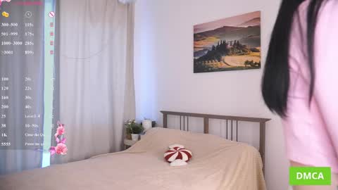 Akemi online show from May 2026 05:02:01 AM