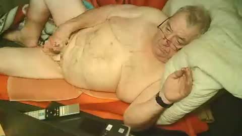 Snapshot of bomber59potsdam chatting on January 2025 11:44:02 PM Bomber59potsdam online show from January 2025 11:44:02 PM