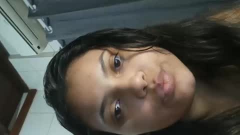 Snapshot of bombomepimenta chatting on December 2024 01:26:01 AM bombomepimenta online show from December 2024 01:26:01 AM