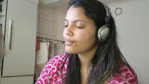 Snapshot of bombomepimenta chatting on December 2024 03:59:02 PM bombomepimenta online show from December 2024 03:59:02 PM