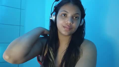 Snapshot of bombomepimenta chatting on January 2025 11:18:01 PM bombomepimenta online show from January 2025 11:18:01 PM