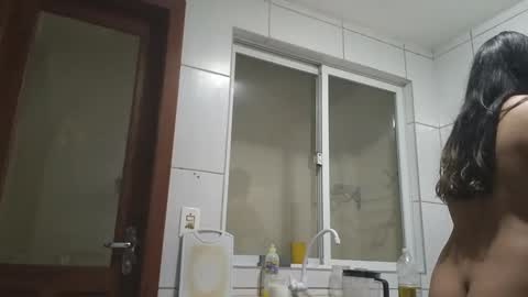 Snapshot of bombomepimenta chatting on January 2025 03:15:02 AM bombomepimenta online show from January 2025 03:15:02 AM