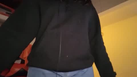 Snapshot of bombomepimenta chatting on November 2025 09:17:02 PM bombomepimenta online show from November 2025 09:17:02 PM