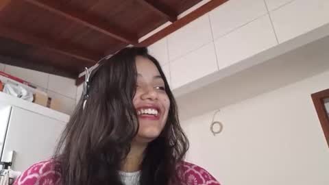 Snapshot of bombomepimenta chatting on November 2025 12:16:01 PM bombomepimenta online show from November 2025 12:16:01 PM