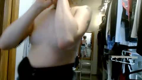 BombshellBaeby online show from May 2026 09:43:01 PM
