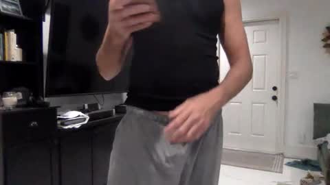 bonerboy100 online show from February 2026 11:35:01 PM