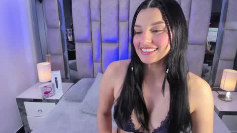bonet_iris online show from April 2026 07:27:02 PM