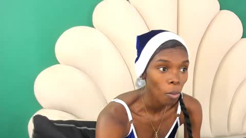 Snapshot of bonieklent chatting on December 2024 03:45:01 AM bonieklent online show from December 2024 03:45:01 AM