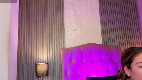bonnali_lune online show from May 2026 04:51:01 AM