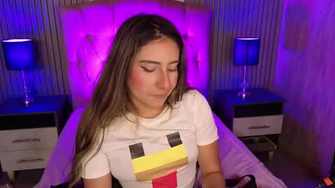 bonnali_lune online show from May 2026 05:47:01 AM
