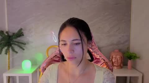 Bonnie  online show from April 2026 01:13:01 PM