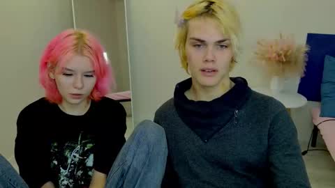 Jessy  Mark online show from October 2025 05:13:02 PM