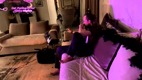 Snapshot of bonnie_and_clyde_11 chatting on February 2026 03:40:01 AM Bonnie and Clyde online show from February 2026 03:40:01 AM