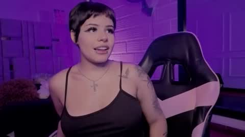 Bonnie Anderson  online show from April 2026 08:00:02 PM