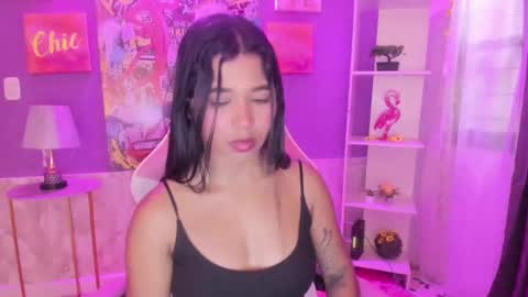 Snapshot of bonnie_benet chatting on December 2024 11:33:02 AM Bonnie online show from December 2024 11:33:02 AM