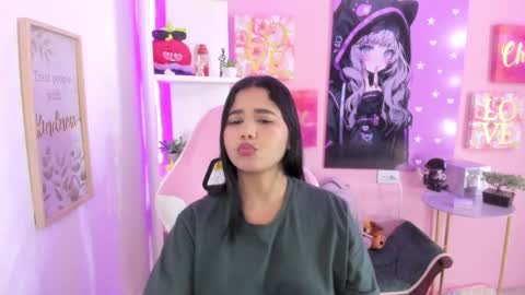 Snapshot of bonnie_benet chatting on November 2025 04:23:02 AM Bonnie online show from November 2025 04:23:02 AM