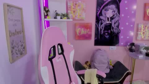 Snapshot of bonnie_benet chatting on December 2025 03:45:02 AM Bonnie online show from December 2025 03:45:02 AM