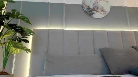 Snapshot of bonnie_bloom chatting on February 2025 02:19:02 AM Bonnie online show from February 2025 02:19:02 AM