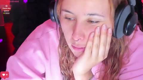 Bonnie Help me reach 500 likes online show from February 2026 08:40:02 PM