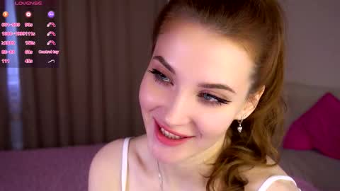 Snapshot of bonniecannon chatting on September 2025 04:38:02 AM Grace online show from September 2025 04:38:02 AM