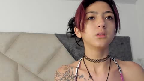 Snapshot of bonniecute_ chatting on January 2025 11:37:01 AM online show from January 2025 11:37:01 AM