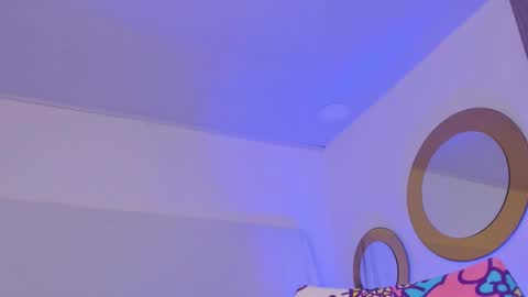 Snapshot of bonniecute_ chatting on February 2025 11:32:02 AM online show from February 2025 11:32:02 AM