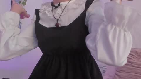 Snapshot of bonniecute_ chatting on March 2025 02:45:02 PM online show from March 2025 02:45:02 PM